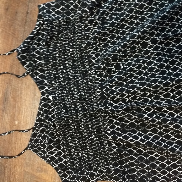 Old Navy maternity dress - Picture 3 of 3